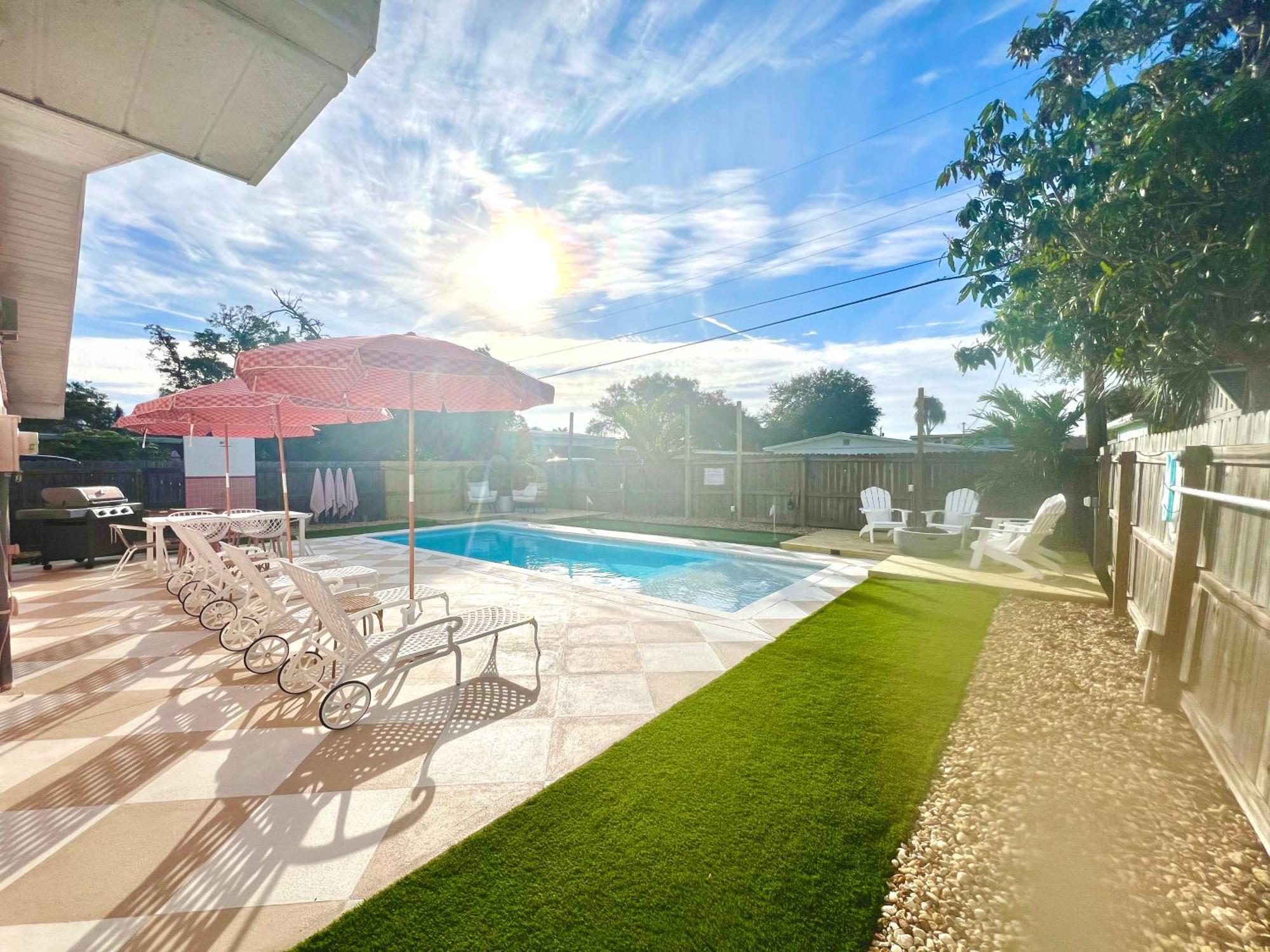 Luxury Villa 3 Blocks From The Beach With Pool A Fire Pit And Outdoor Oasis Кейп-Канаверал Экстерьер фото